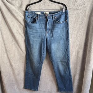 Universal Thread Slim Fit Denim Jeans